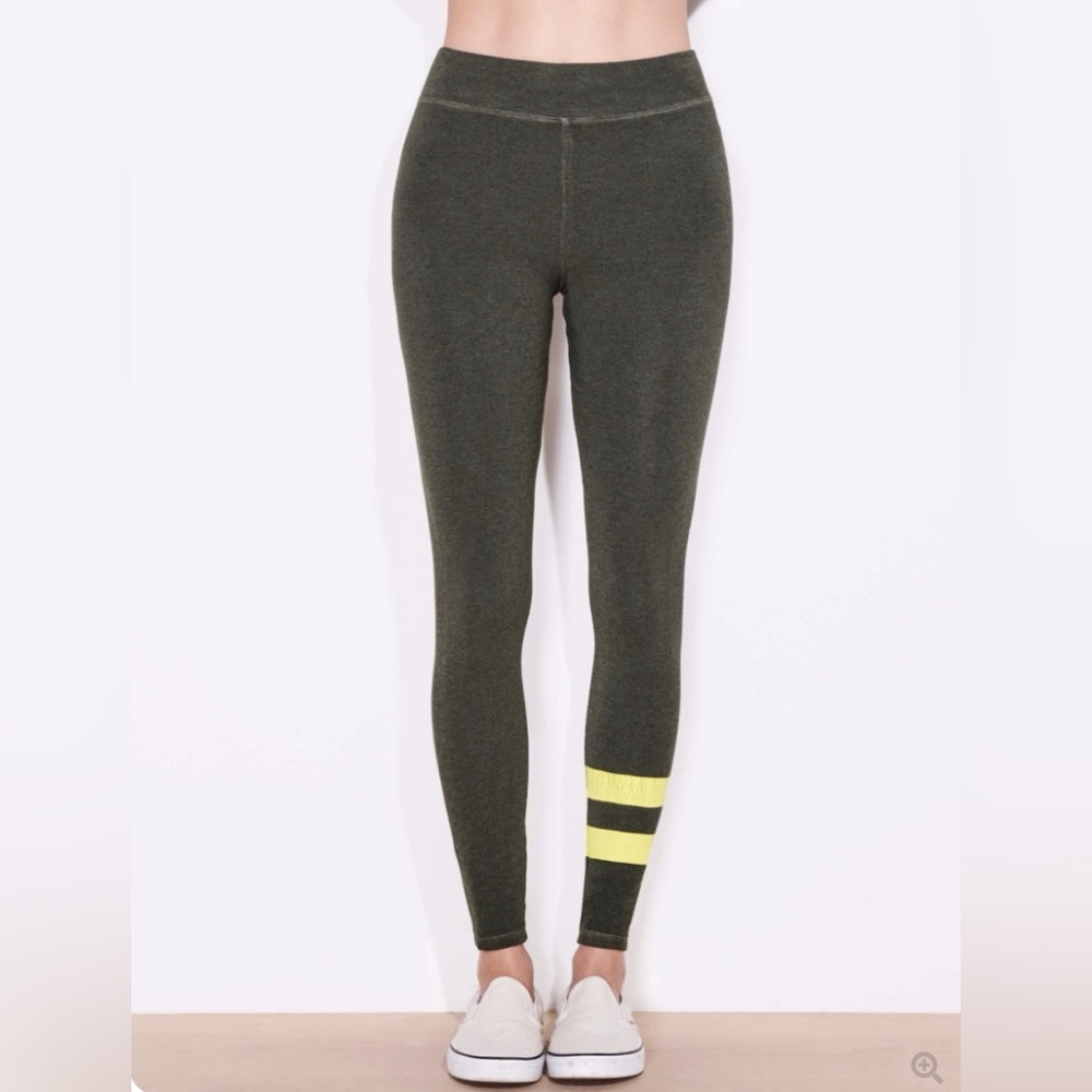 SUNDRY - Yoga Pant Leggings - Size: 1 - Color: Grey & Yellow - New Without Tags!